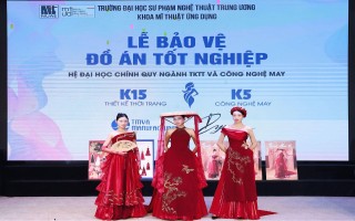 Sinh viên K15 TKTT & K5 CNM mang bản sắc Việt vào đồ án thời trang tốt nghiệp