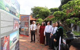 Triển lãm “Hà Nội - Huế - Sài Gòn: Truyền thống và Phát triển”