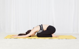 5 tư thế yoga giúp cơ thể dẻo dai