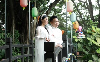 Nhà báo Vương Xuân Nguyên đồng hành cùng NSƯT Hương Giang trong các dự án phát triển âm nhạc