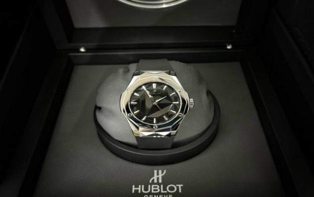 Dwatch - Địa chỉ uy tín để bạn mua đồng hồ Replica ở Hà Nội